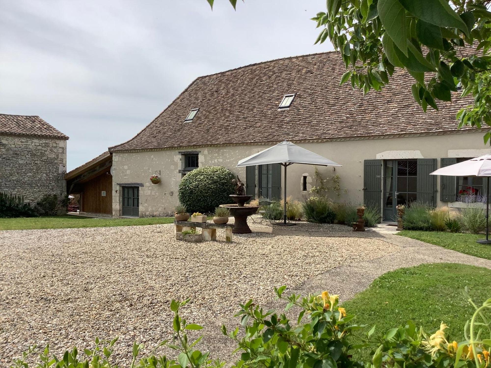 La Ferme Buissonniere Panzió Bardou Kültér fotó